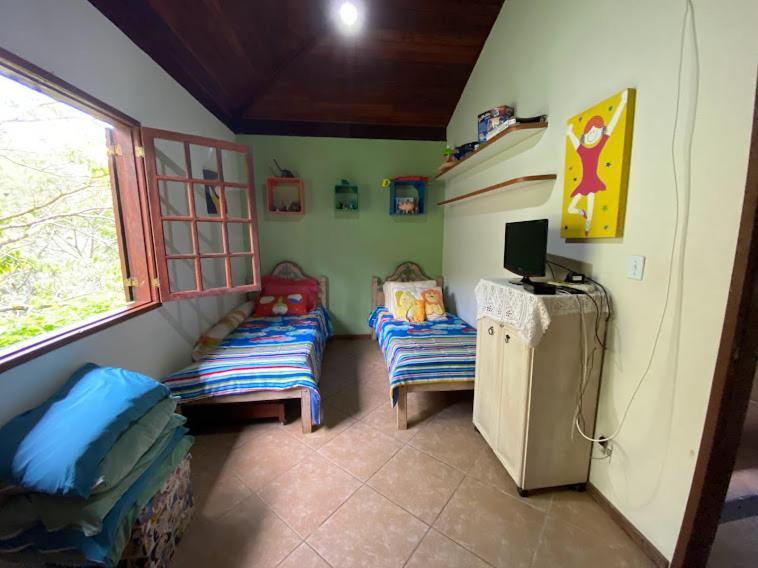 Lumiar Chale Colonial Lareira Deck Para Beira Rio Particular E Reservado Area De Lazer Pertinho Centro Do Bairro Ngoại thất bức ảnh