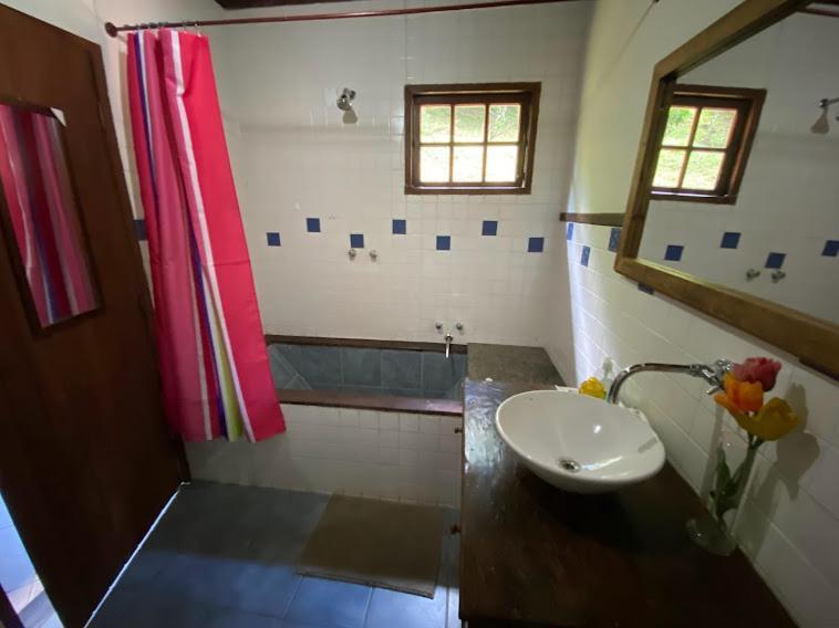 Lumiar Chale Colonial Lareira Deck Para Beira Rio Particular E Reservado Area De Lazer Pertinho Centro Do Bairro Ngoại thất bức ảnh